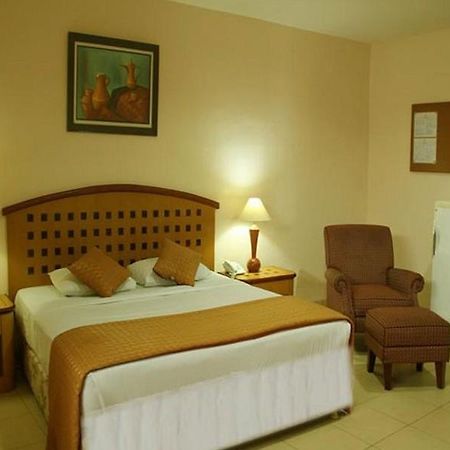 Kalisma Hotel Jakarta Buitenkant foto